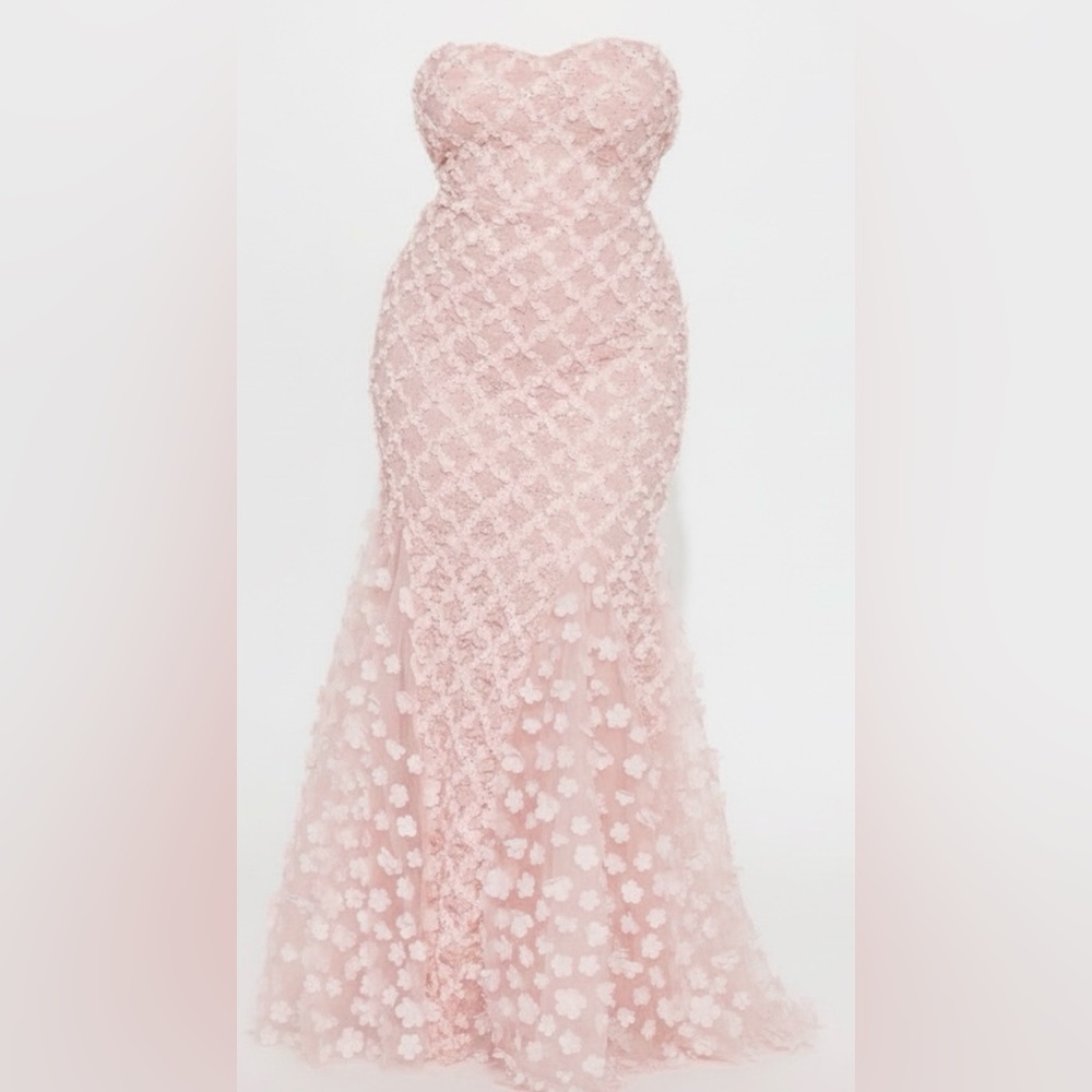 Elegant Pink Lace Evening Gown